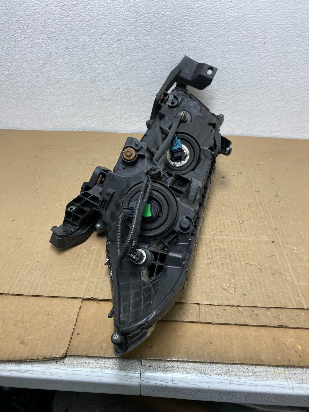 2008 to 2012 Honda Accord Coupe Right RH Side Headlight OEM AC3908 DW9