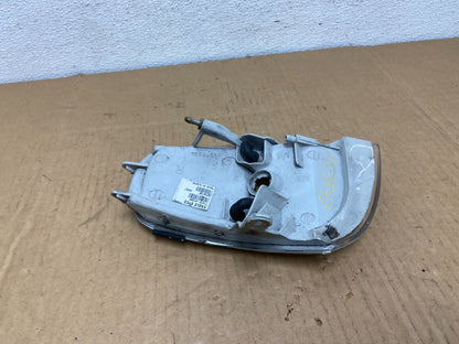 1992 to 1994 Toyota Camry Right Passenger RH Side Turn Signal AC7547 DW4