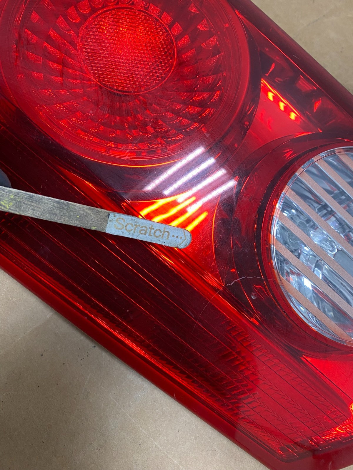 2006 to 2010 Toyota Sienna Right Passenger Side Rh Inner Tail Light Oem X2729 DW3