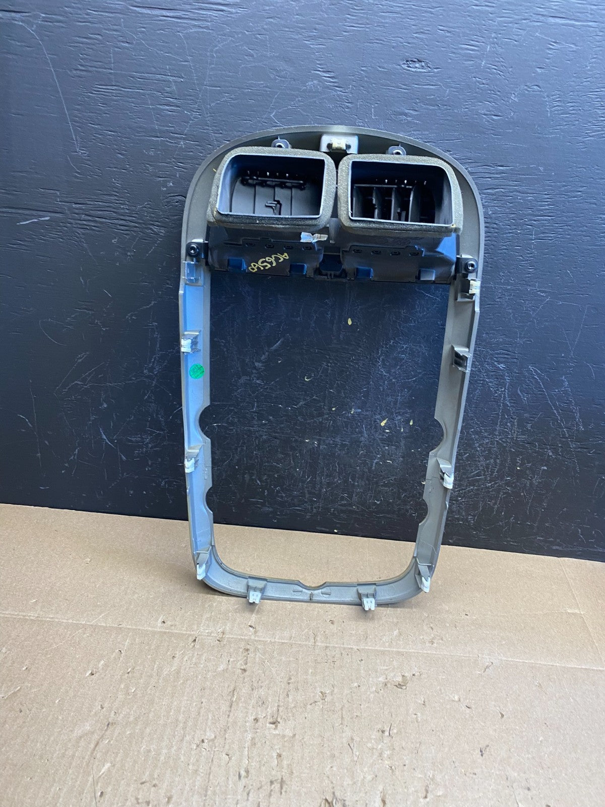 2013-2016 Chevrolet Malibu Center Radio Switch Air Vent Trim Bezel AC6560 DG3