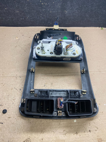 2005 to 2006 Chevrolet Equinox Radio Face Climate Control Panel Bezel AH5340 DG8