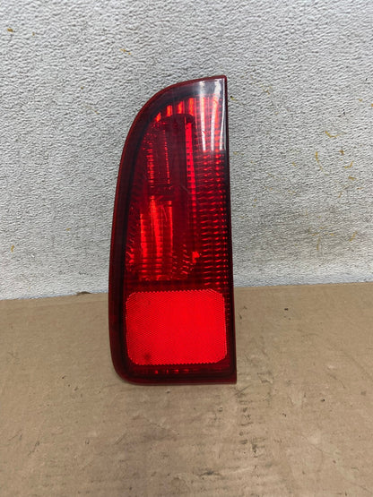1998-2002 Lincoln Navigator Right Passenger Side Tail Light Inner AH9466 LK0