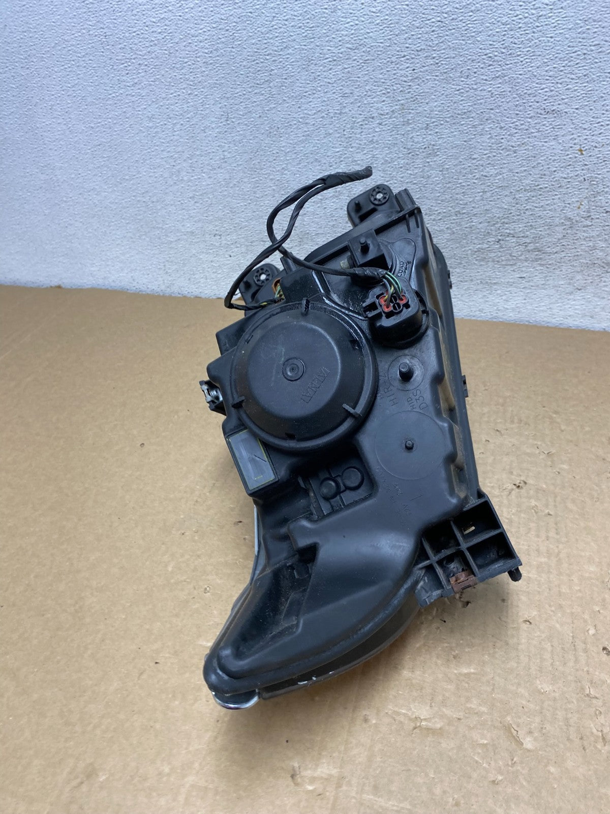 2011 to 2014 Ford Edge Front Left Driver Side Headlight Halogen AF7378 DW7