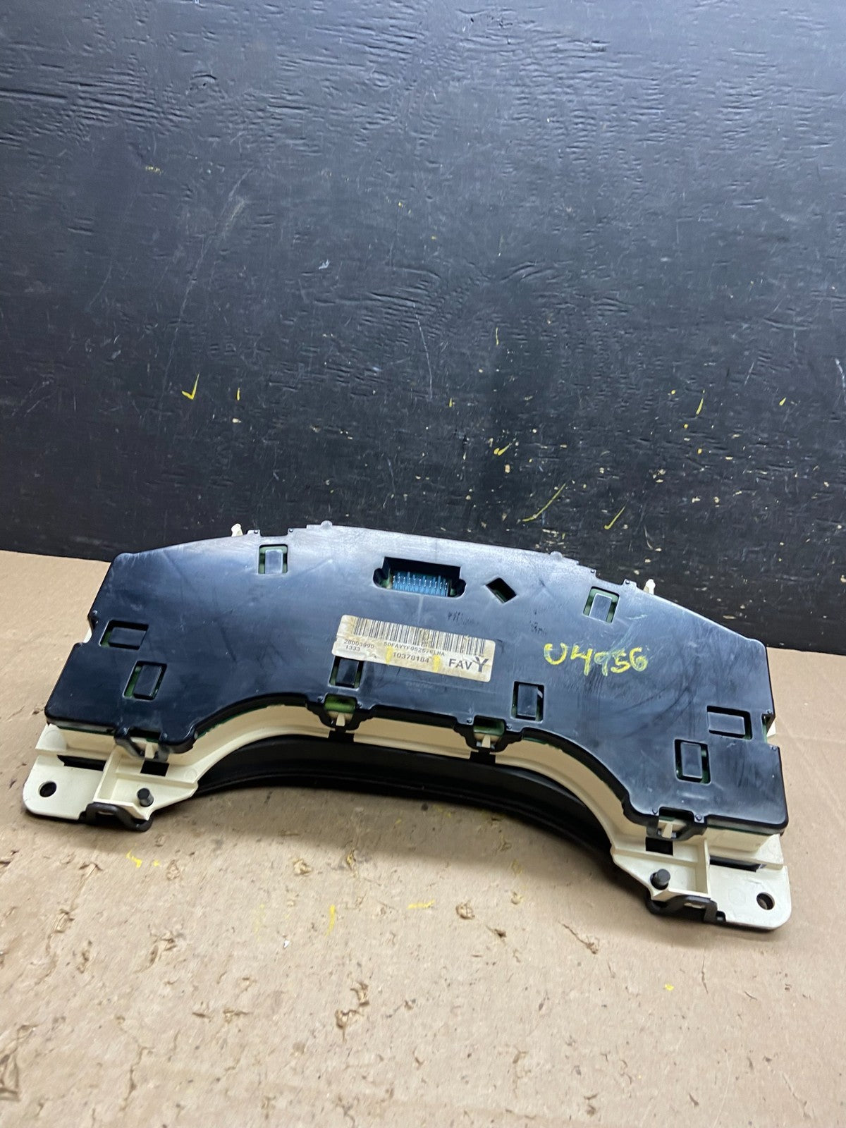 2004 to 2007 Chevrolet Express Speedometer Cluster Gauge OEM  u4956 DG7