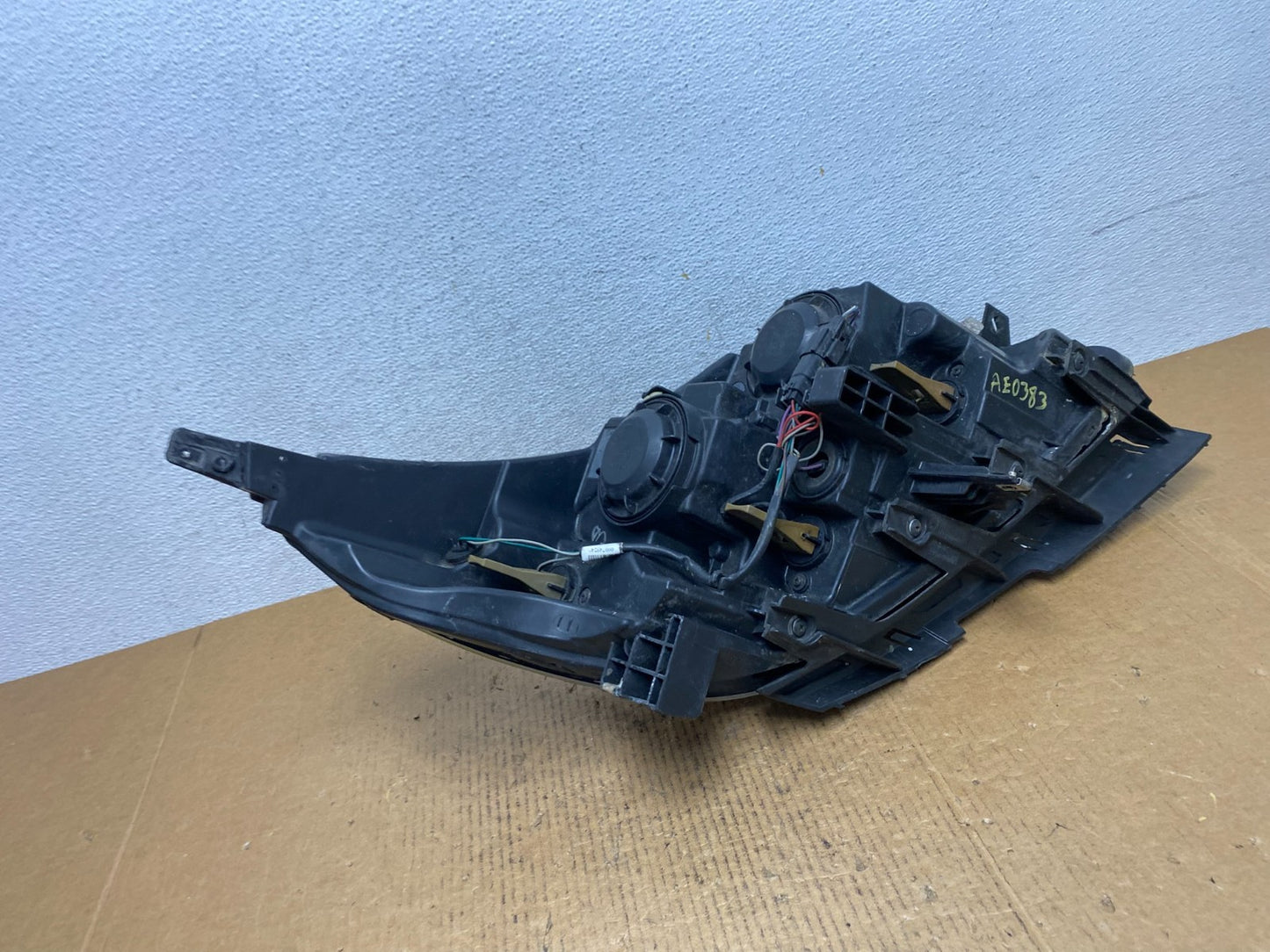 2013 2014 2015 Chevrolet Malibu Headlight Projector Left Driver Side AE03837