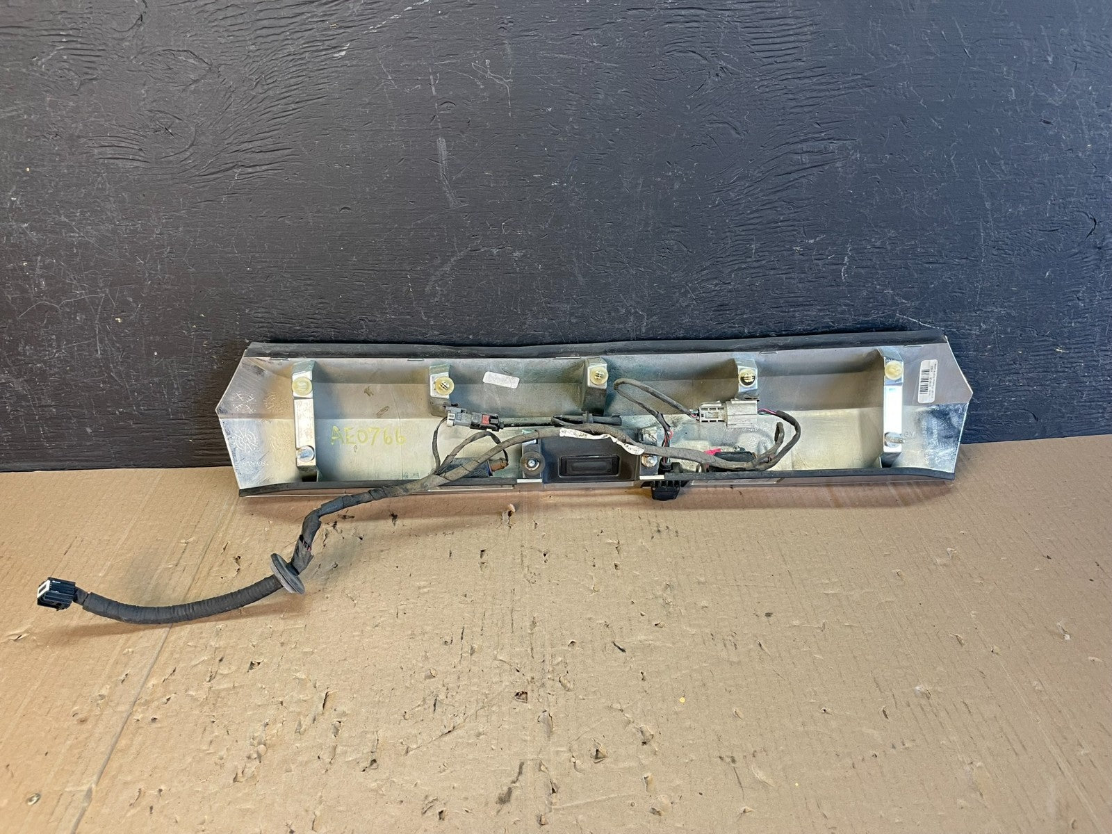 2010-2015 Gmc Terrain Lift Gate Handle Trim Back Up Camera Chrome Panel AE07663
