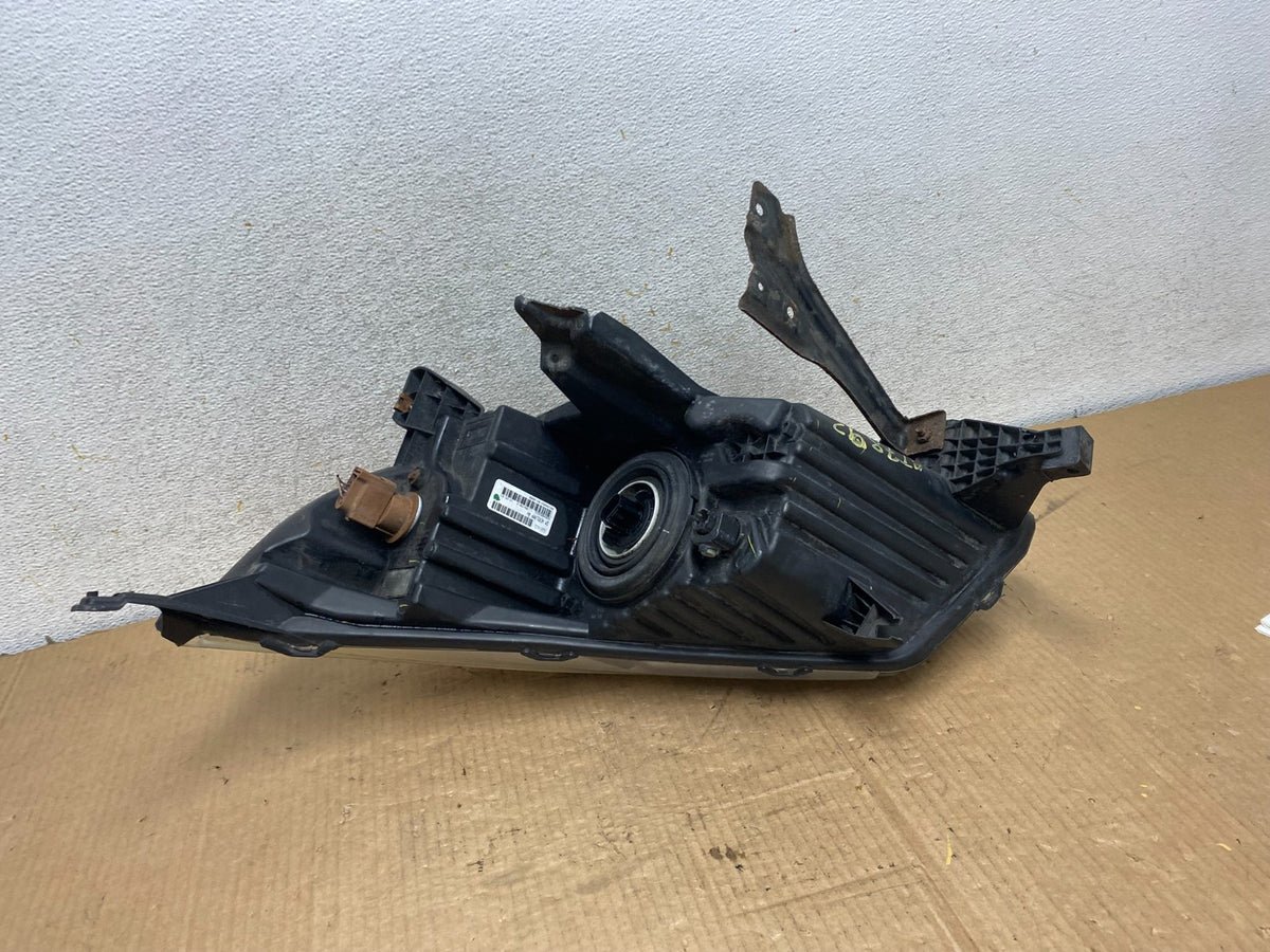 2015 2018 Chevrolet City Express Right Pasenger Side Halogen Headlight AI7892 DW9