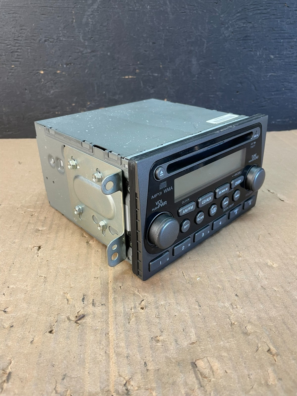 2003-2006 Honda Element Radio AM FM Stereo Cd Player AD5963 DG1