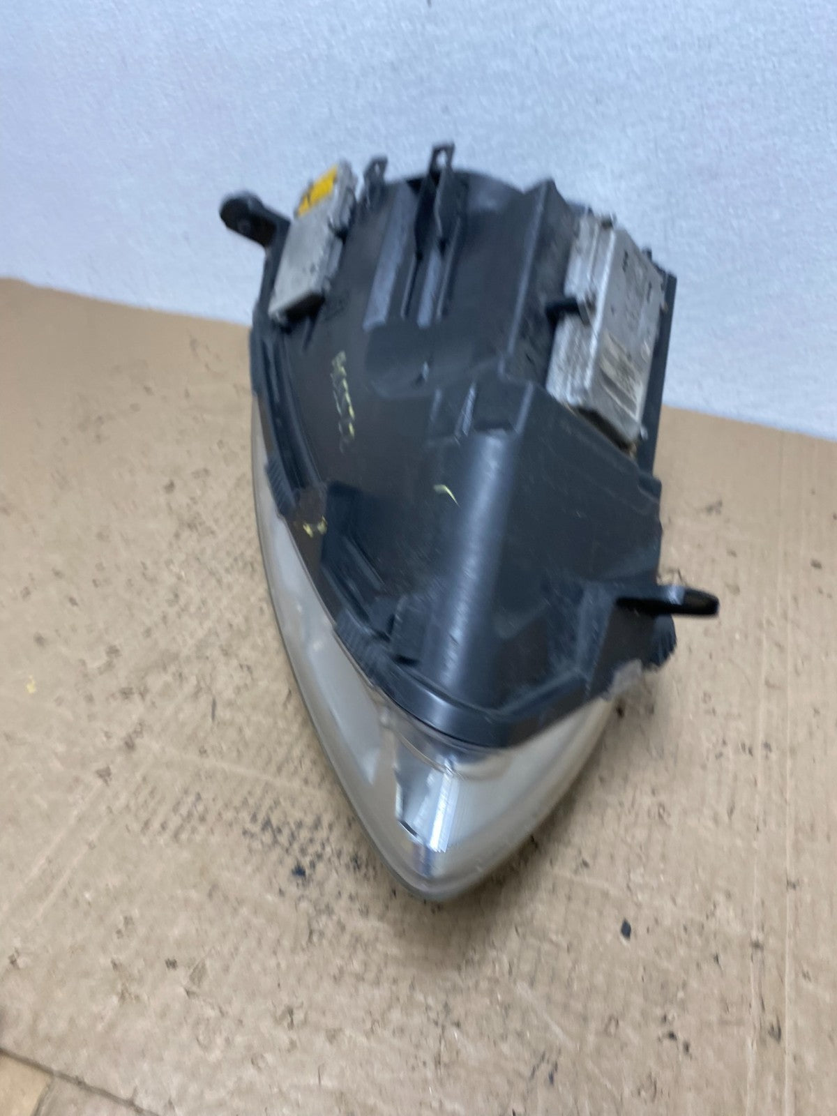 2005 to 2008 Audi A6 Left Driver Side Headlight Xenon HID OEM AC5522 DW7