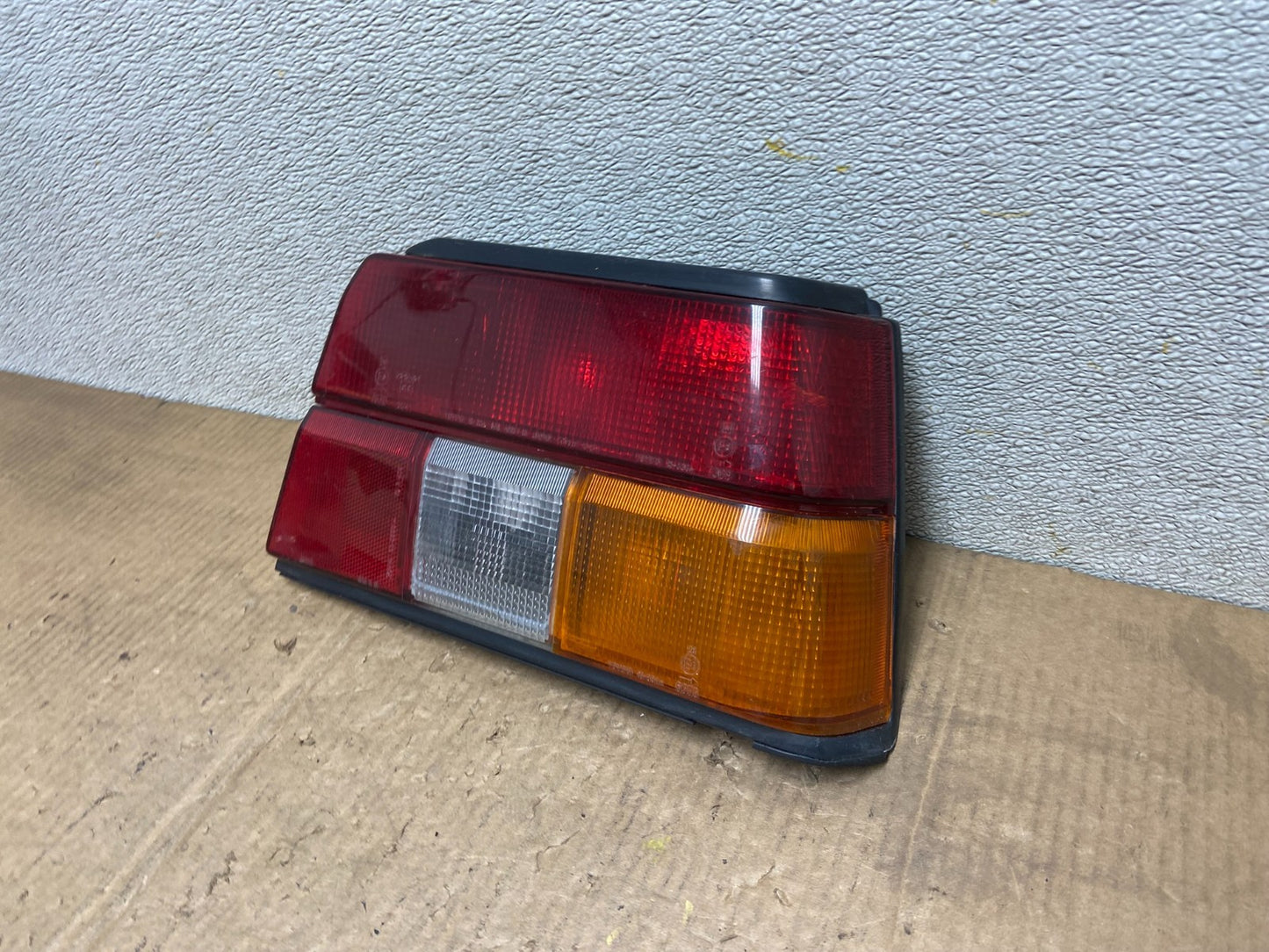 1983 1984 Toyota Tercel Hatchback Right Passenger Side Tail light AA66061