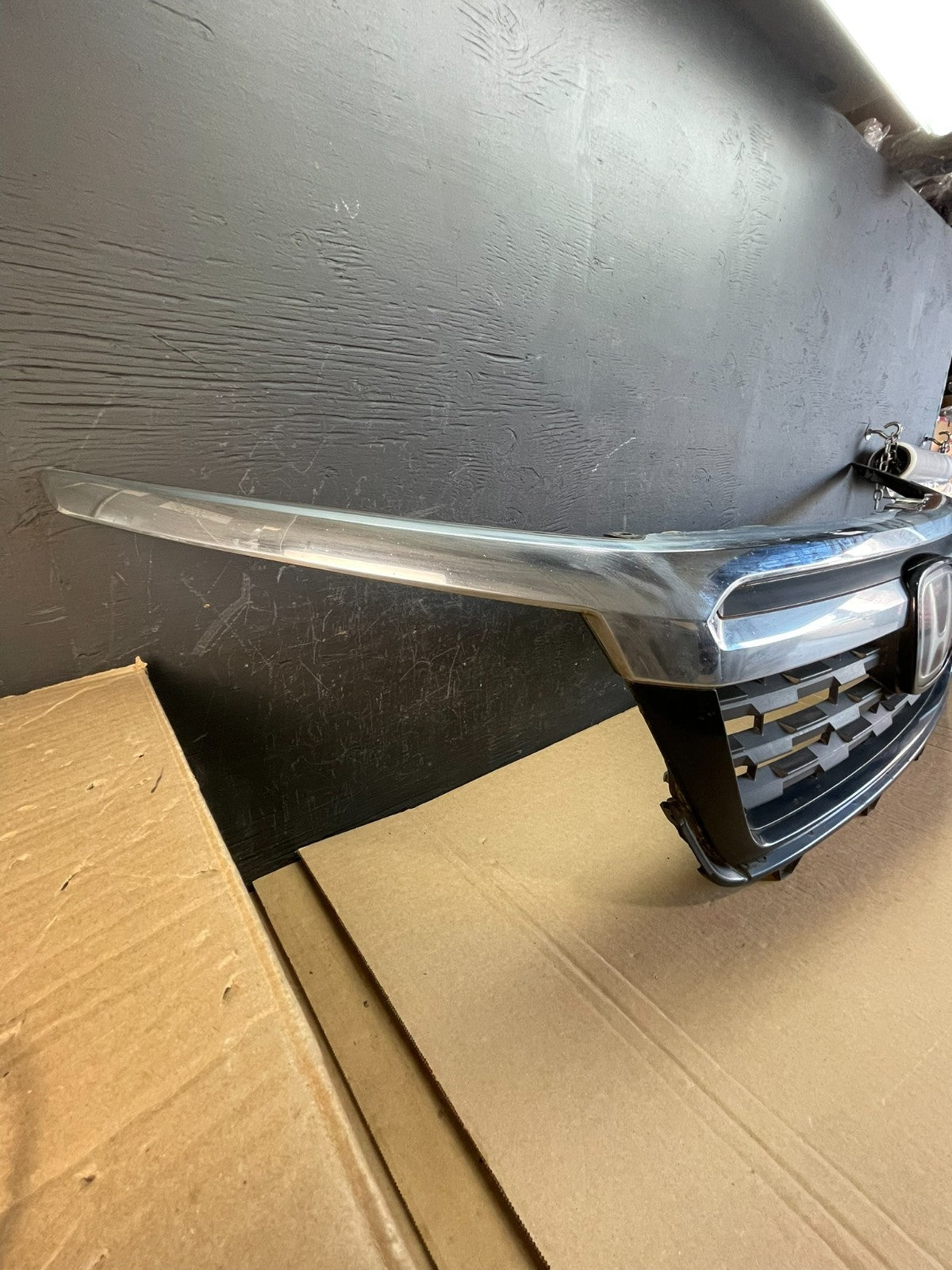 2017 to 2020 Honda Ridgeline Front Upper Grille Grill AC9956 DG2