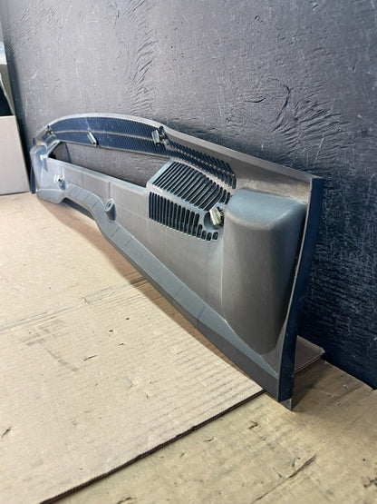 2001-2006 BMW X5 Windshield Wiper Air Micro Filter Housing Cover Panel AD8571 DG1