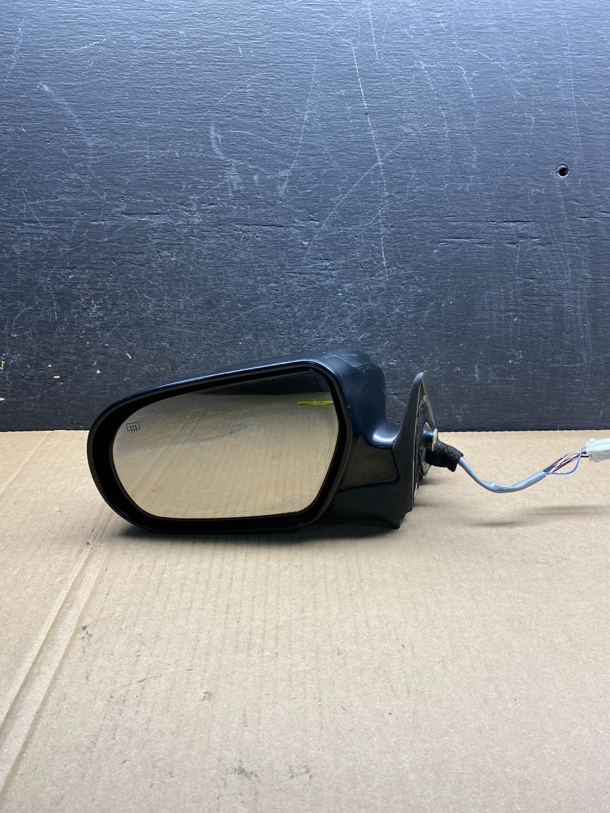 2005-2009 Subaru Legacy Outback Left Driver Heated Door Mirror AG3682 MS8