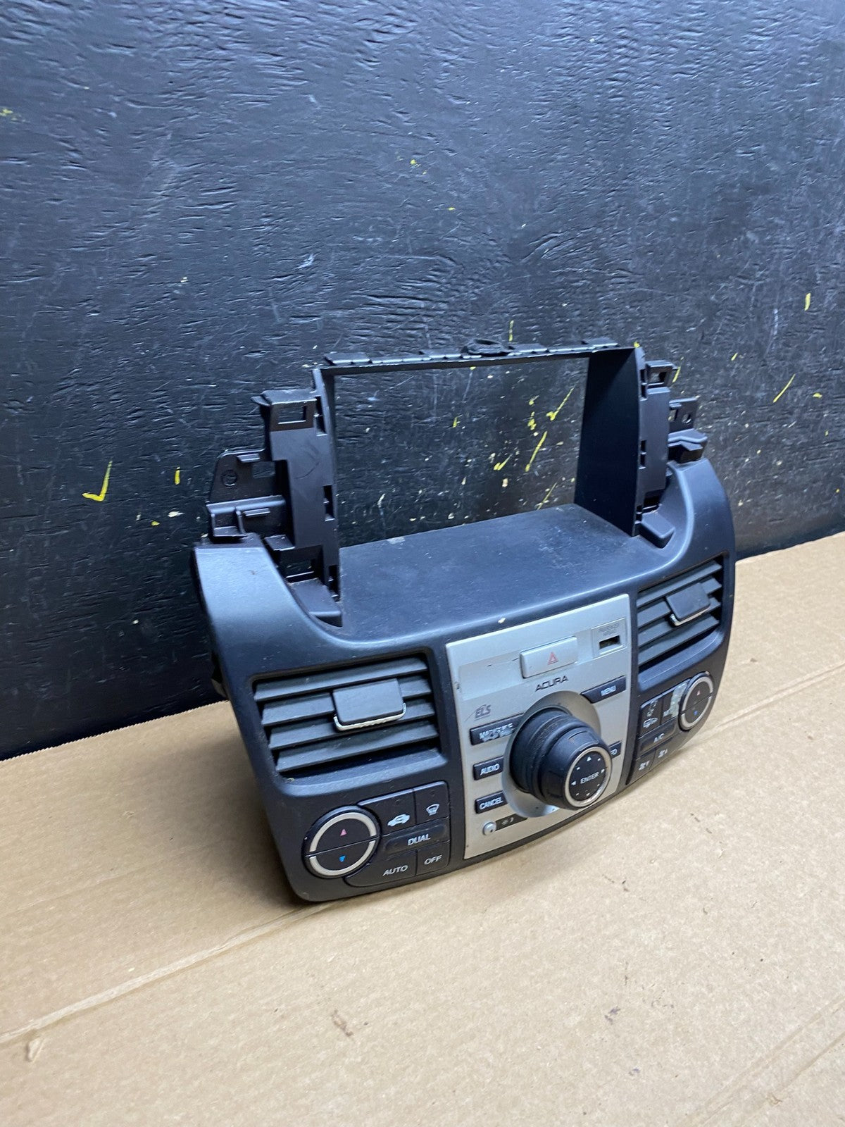 2007 to 2009 Acura RDX GPS RADIO Audio Control Trim Dash w/ Vents W6455 PS2