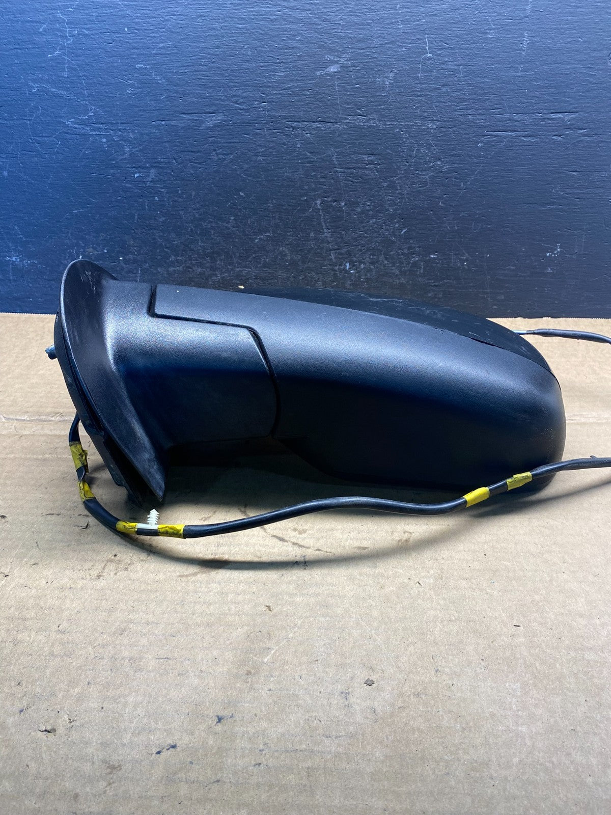 2007 to 2013 Chevrolet Tahoe Silverado Suburban Left Driver Mirror AC7581 DW2