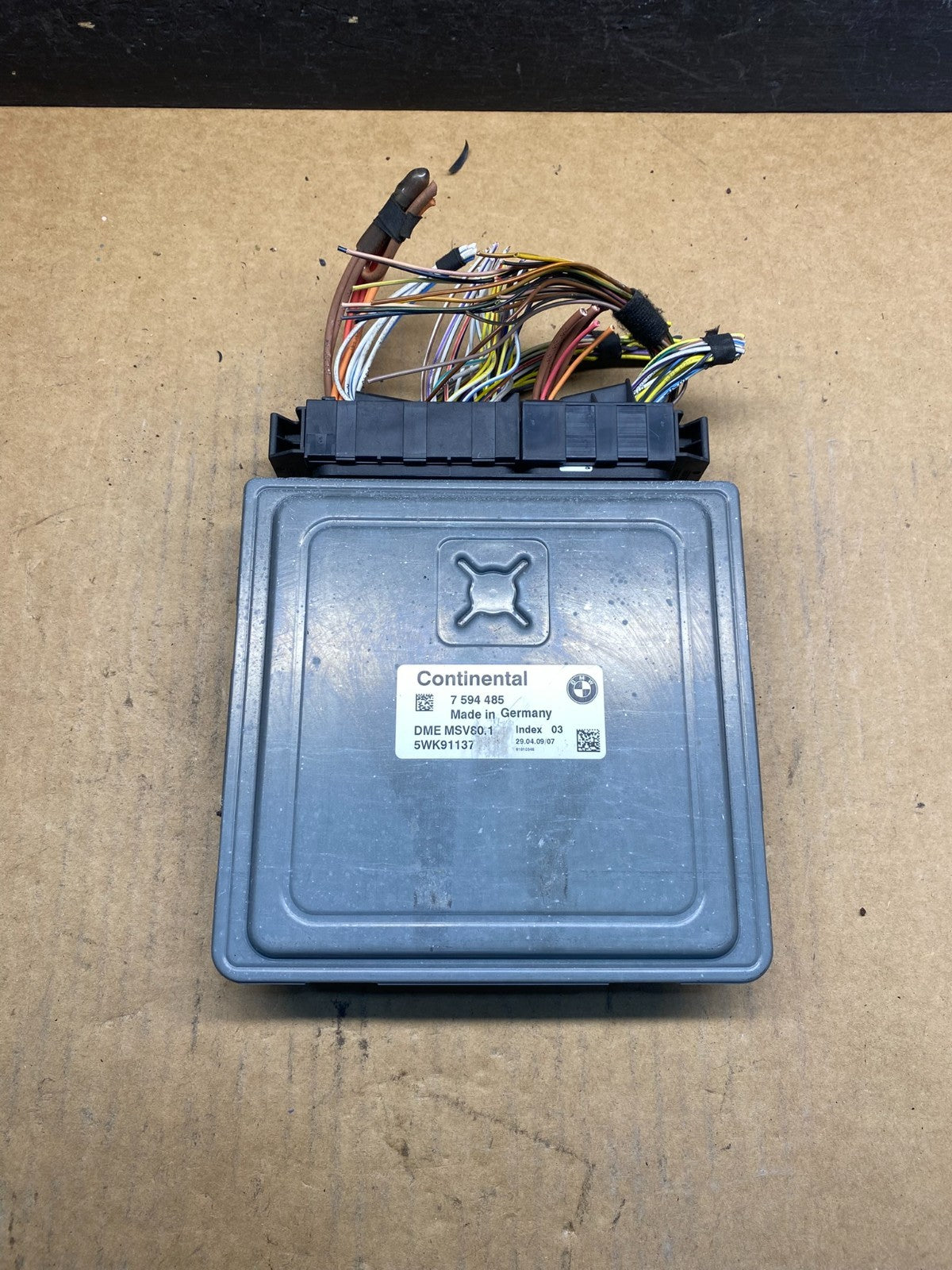 2007 - 2011 BMW 328i 528i E90 ECM ECU Engine Computer 7594485 ah5015 DG0