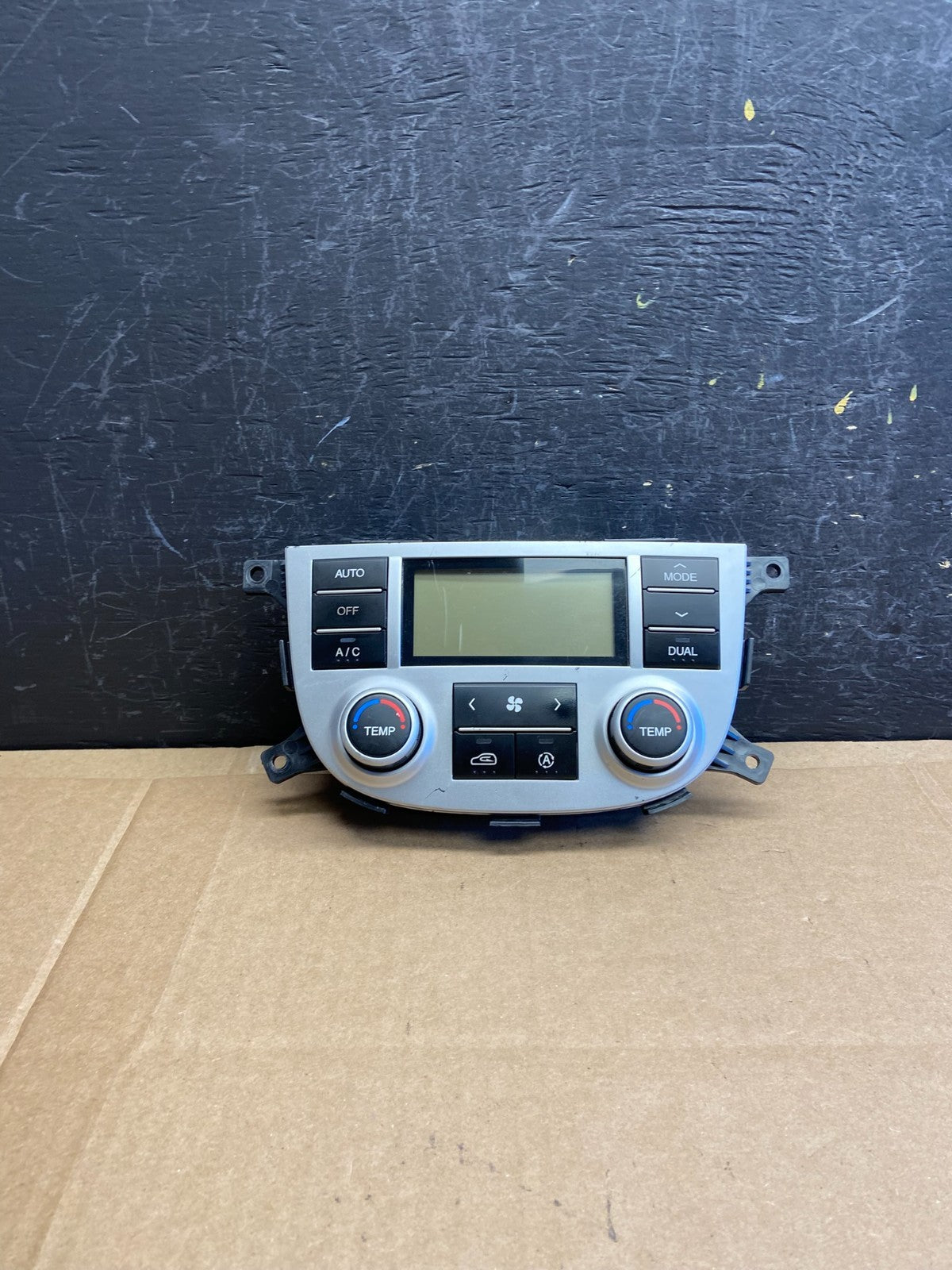 2010 2011 2012 Hyundai Santa Fe Automatic Climate AC Heater Control OE AD2050 DG0