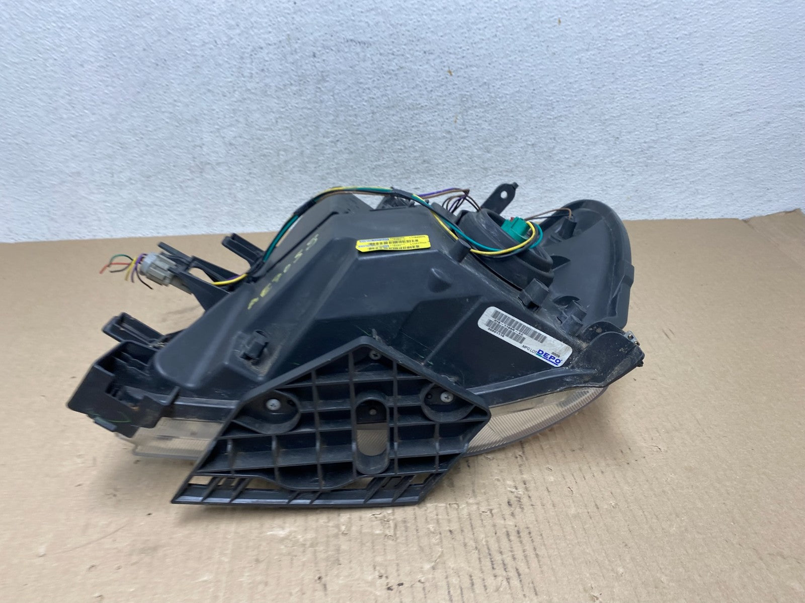 2012 to 2021 Nissan NV1500 NV2500 NV3500 Right Passenger Headlight AE7058 DW6