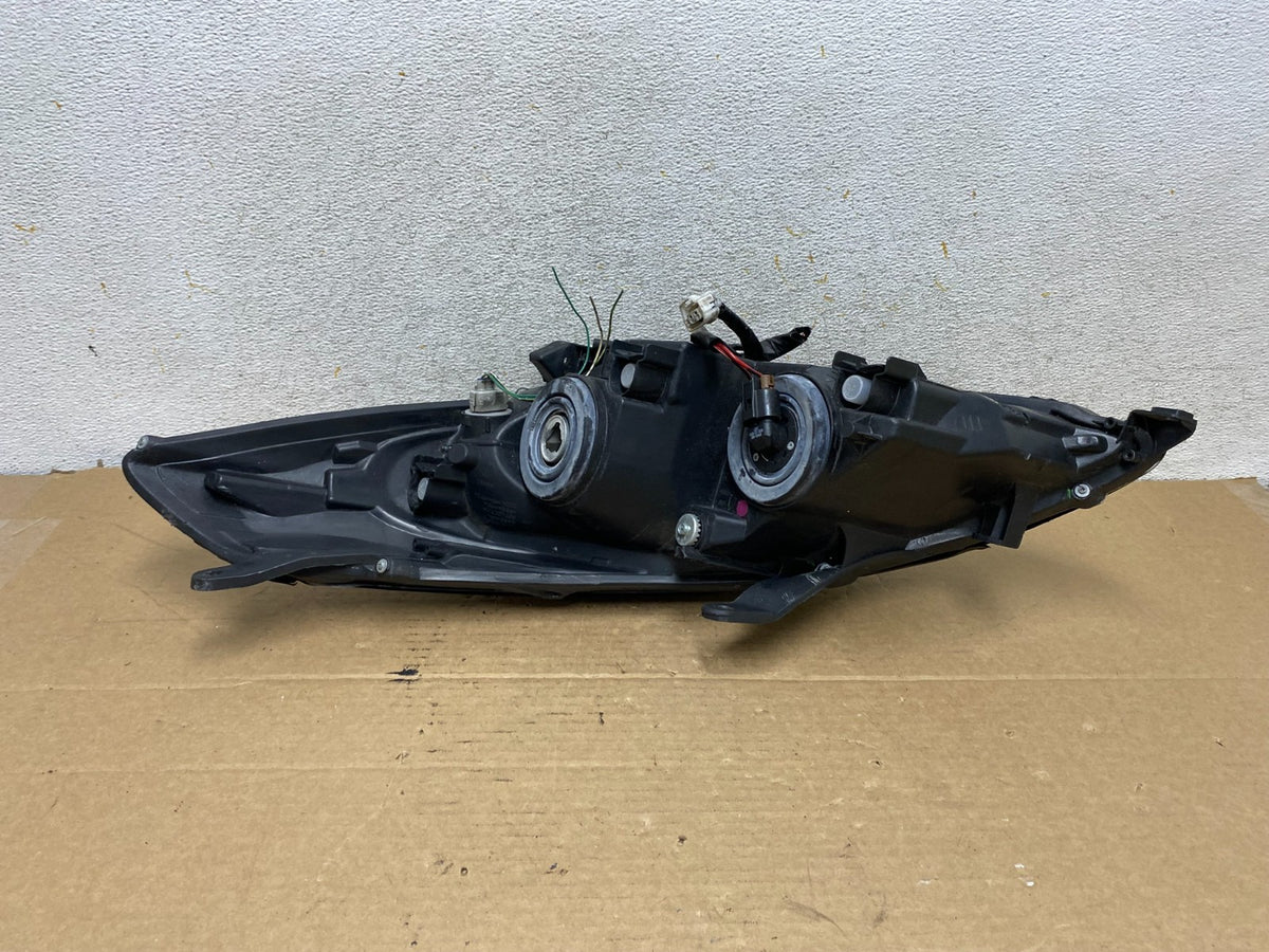 2004 2005 2006 Toyota Solara Halogen Headlight Right Passenger Side AH7845 DW5