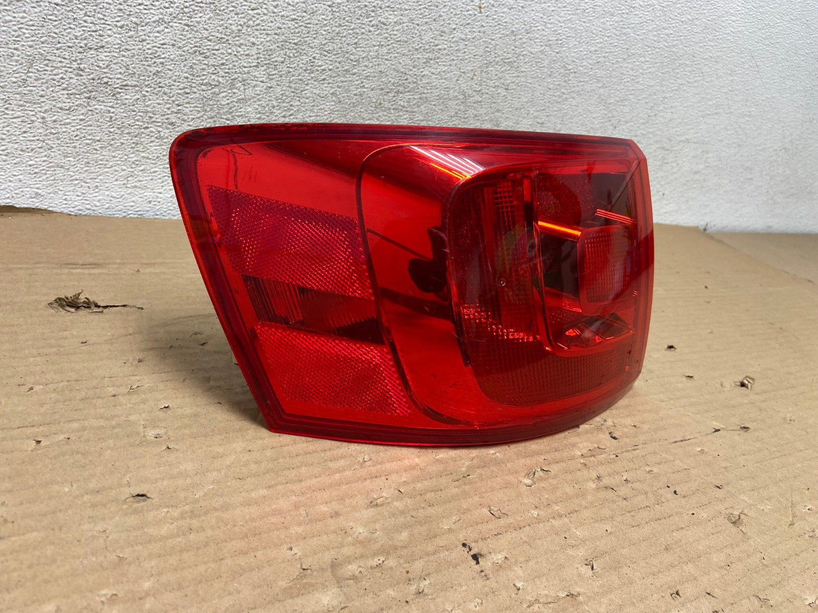 2011 to 2014 Volkswagen Jetta Left Driver LH Side Tail Light AG8183 LK1