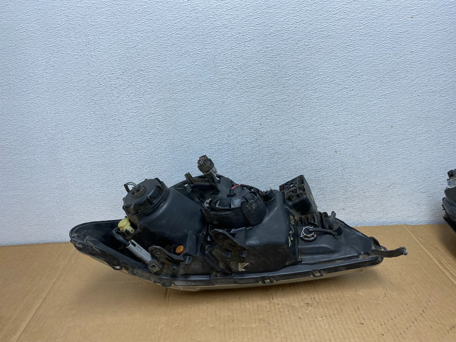 2011 - 2019 Mitsubishi Outlander Sport Right Passenger Halogen Headlight AD08244