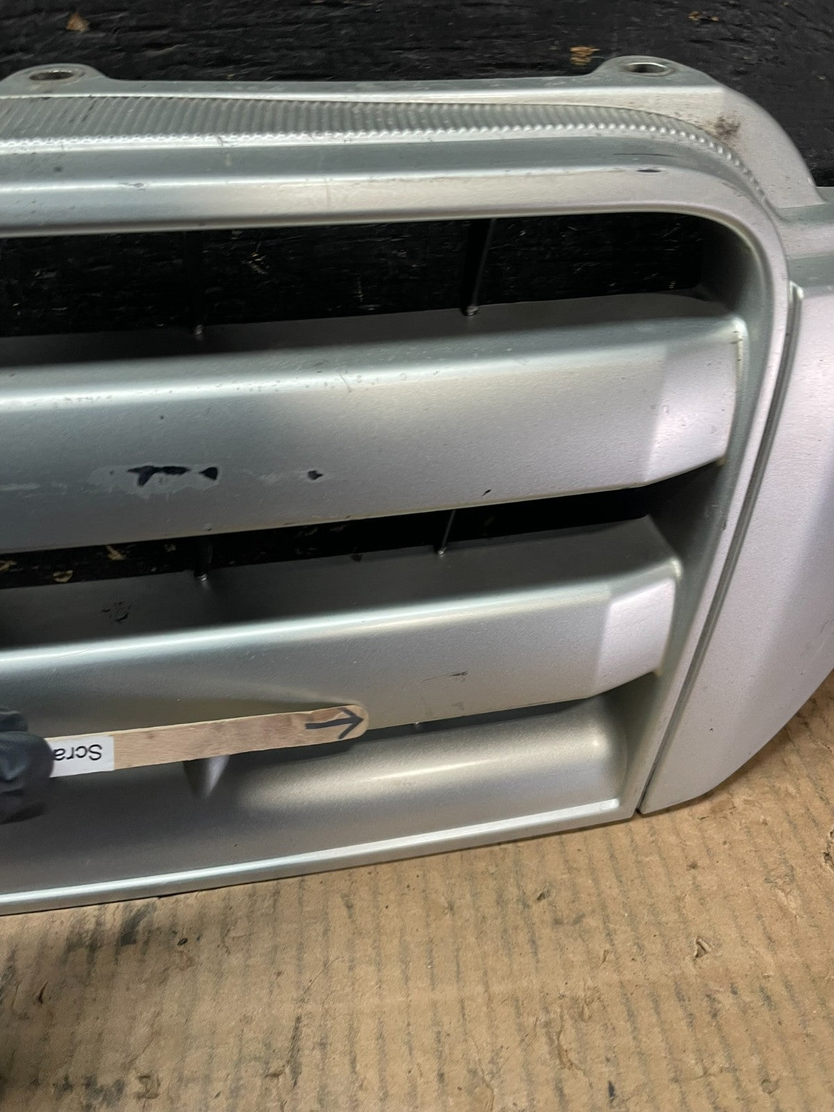 2001 to 2003 Toyota Highlander Front Upper Grille Grill With Emblem OEM Y6638 DG5