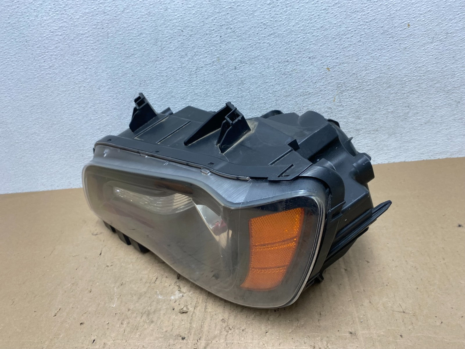 2011 to 2014 Chrysler 300 Left Driver LH Halogen Headlight AE6497 DW1