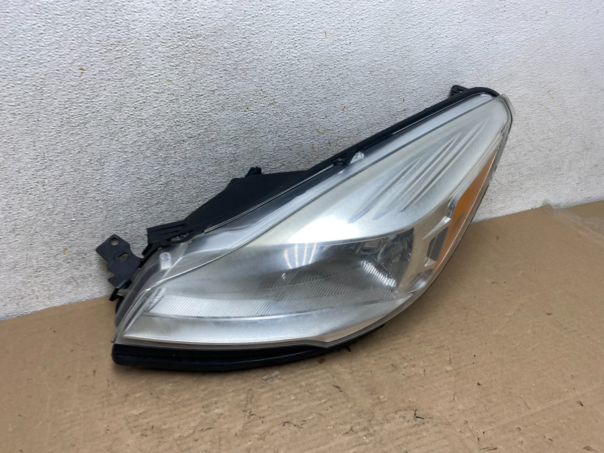 2013 - 2016 Ford Escape Headlight Left Driver Lh Side Halogen AI0900 DW2