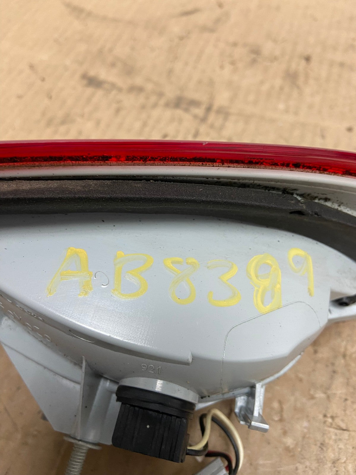 2015 - 2018 Ford Focus Sedan Right Passenger RH Inner Tail Light OEM AB8389 LK6