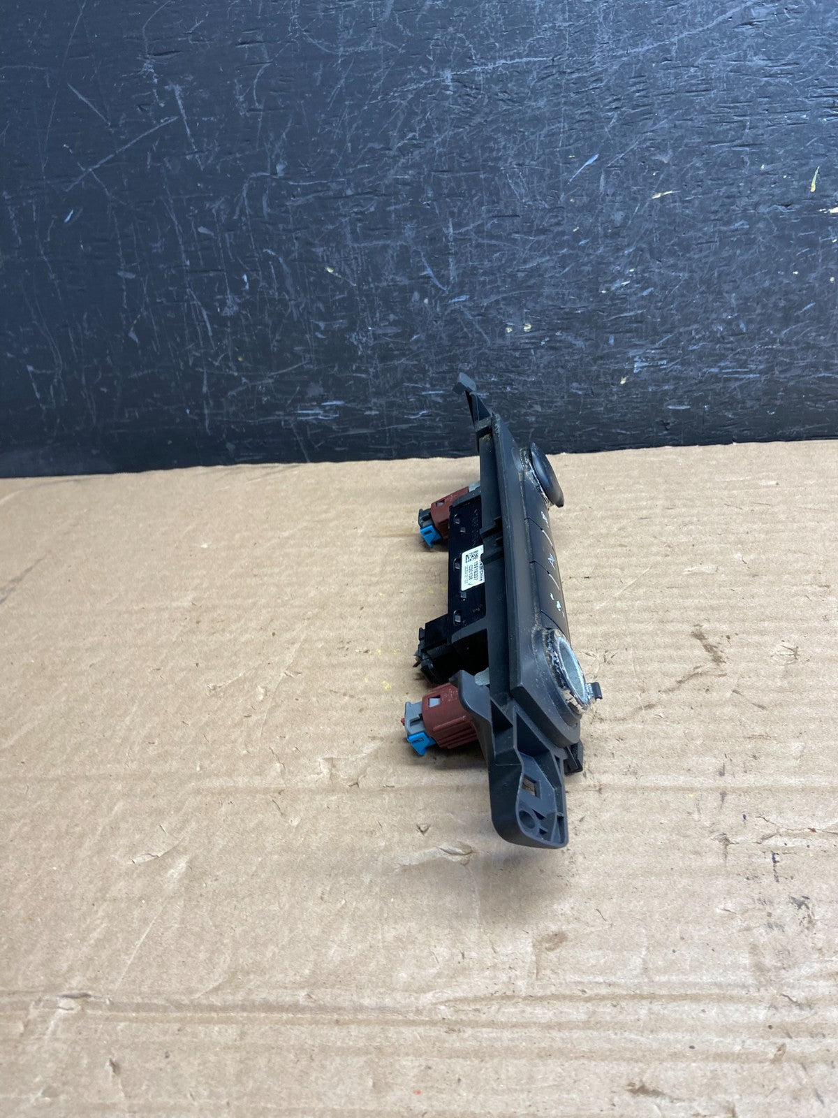 2007 - 2014 Chevrolet Tahoe Yukon Pedal Traction Control Switch AF2082 DW1
