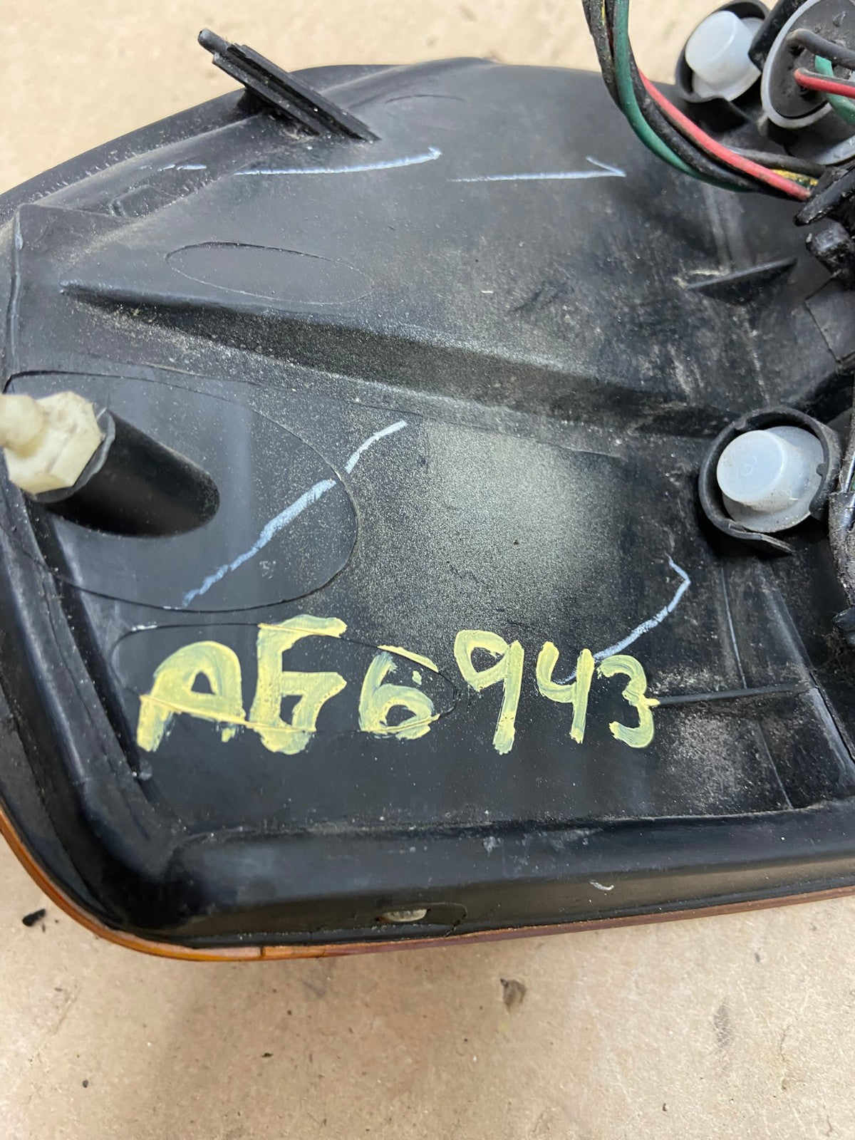 2002 2003 2004 Honda Odyssey Right Passenger Side Tail Light AG6943 LK7