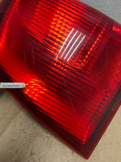 2003 to 2006 Lincoln Navigator Left Driver LH Side Tail Light AC7269 LK3