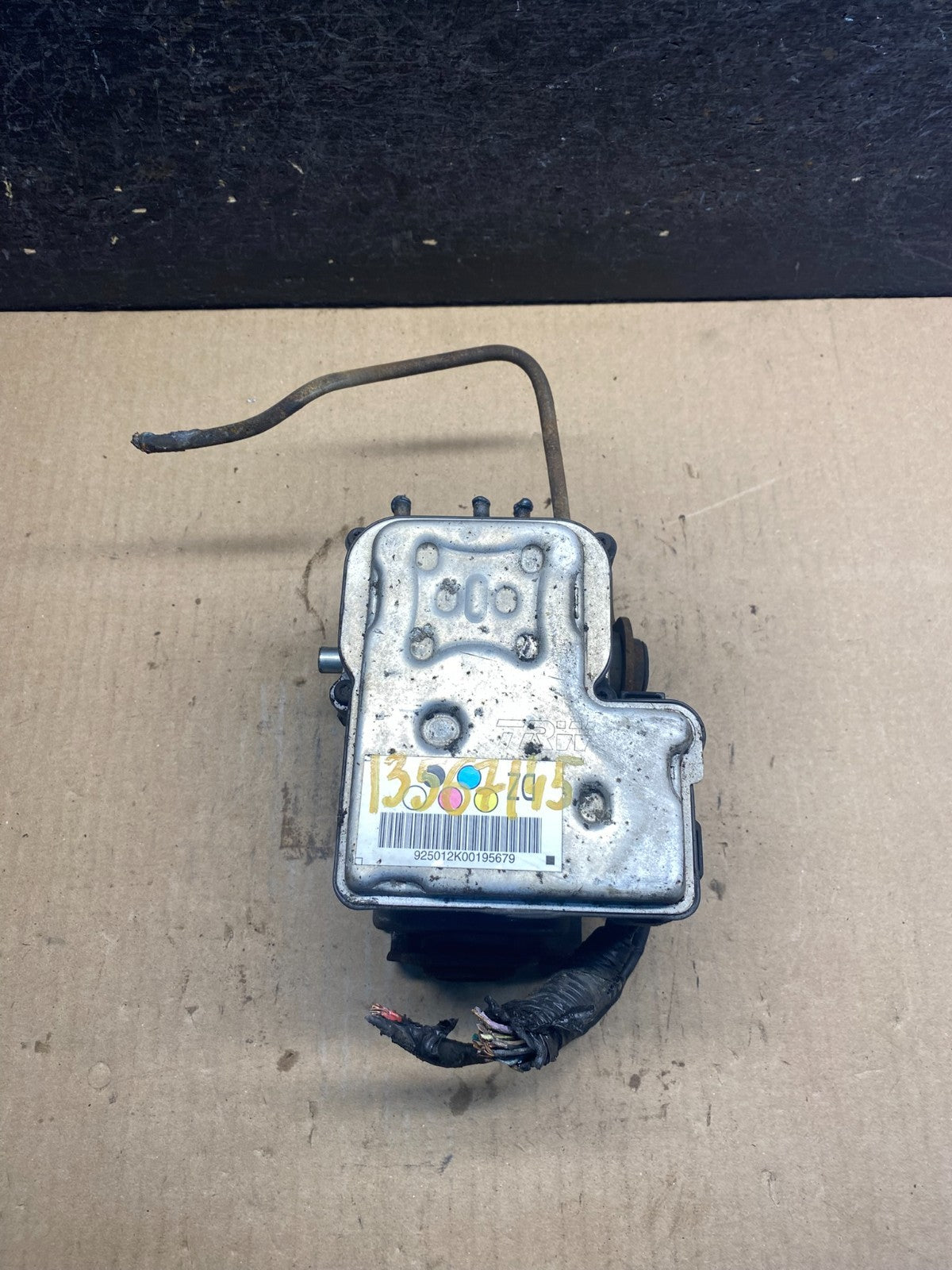 2006 - 2007 Chevrolet Silverado GMC Sierra ABS Anti-Lock Brake Module ah1711 DG0