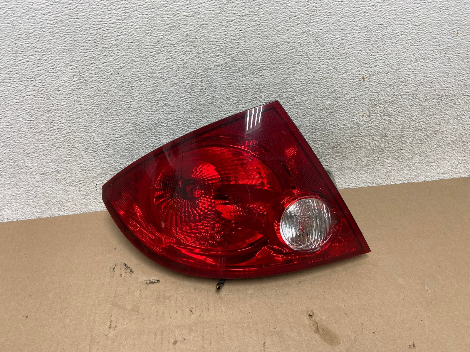 2005-2010 Chevrolet Cobalt Sedan Left Driver Side Tail Light AG6672 LK0
