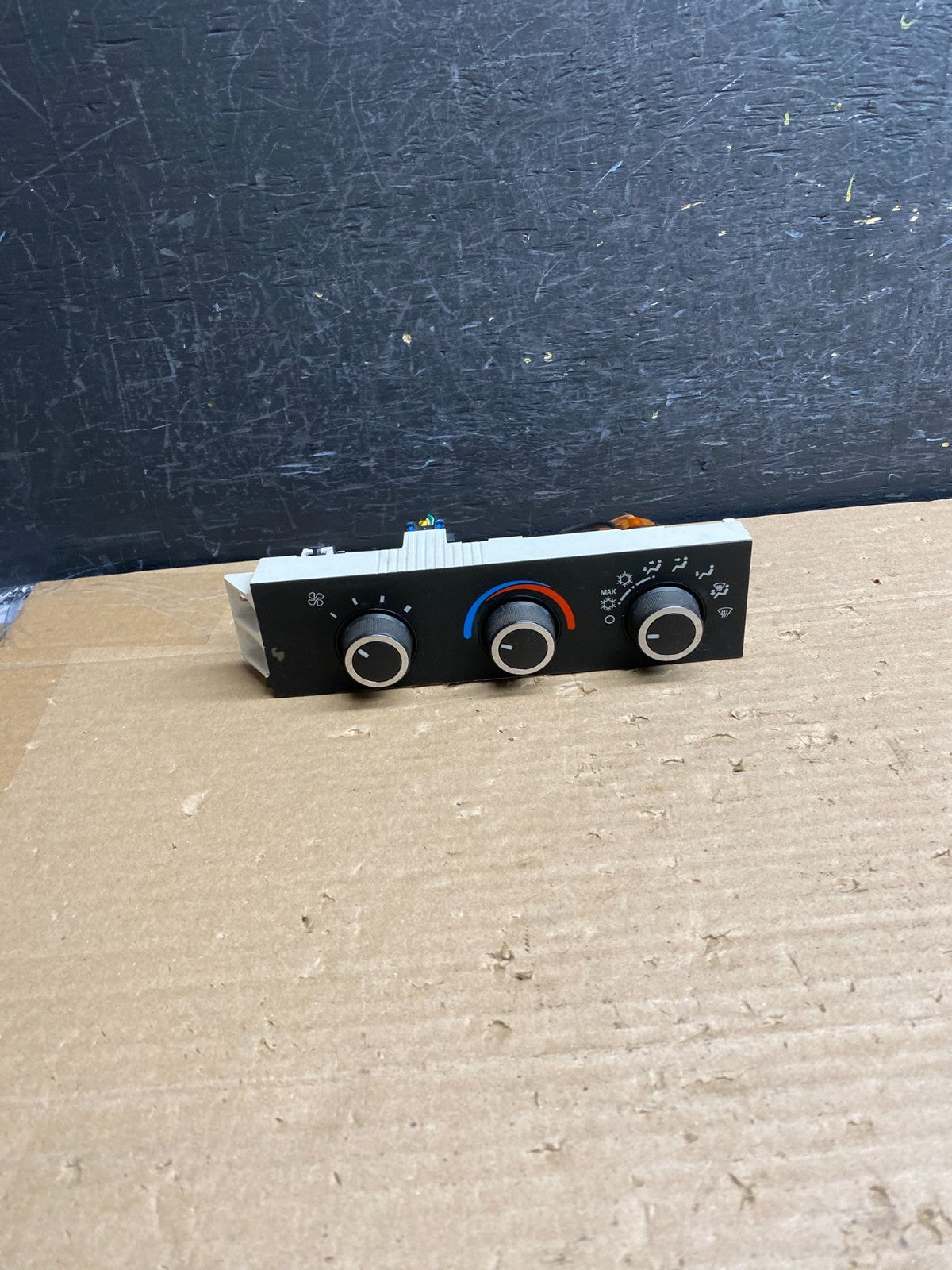 2008-2010 Chevrolet Express 1500 2500 3500 Climate Control Panel ag6480 DG0