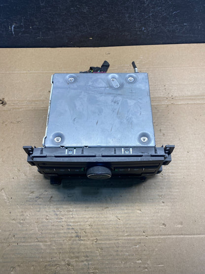 2007 to 2014 GMC Chevy Truck Yukon Silverado AM FM Radio AD6588 DG4