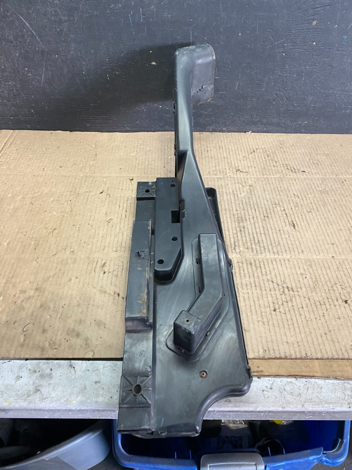 2003 to 2008 Nissan Murano Air Intake Cleaner Duct i3385 DG16