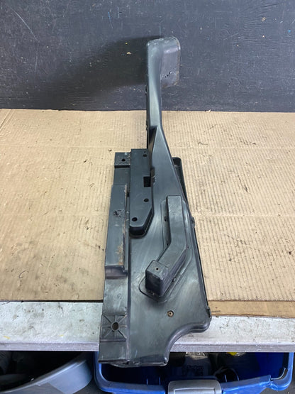 2003 to 2008 Nissan Murano Air Intake Cleaner Duct i3385 DG16