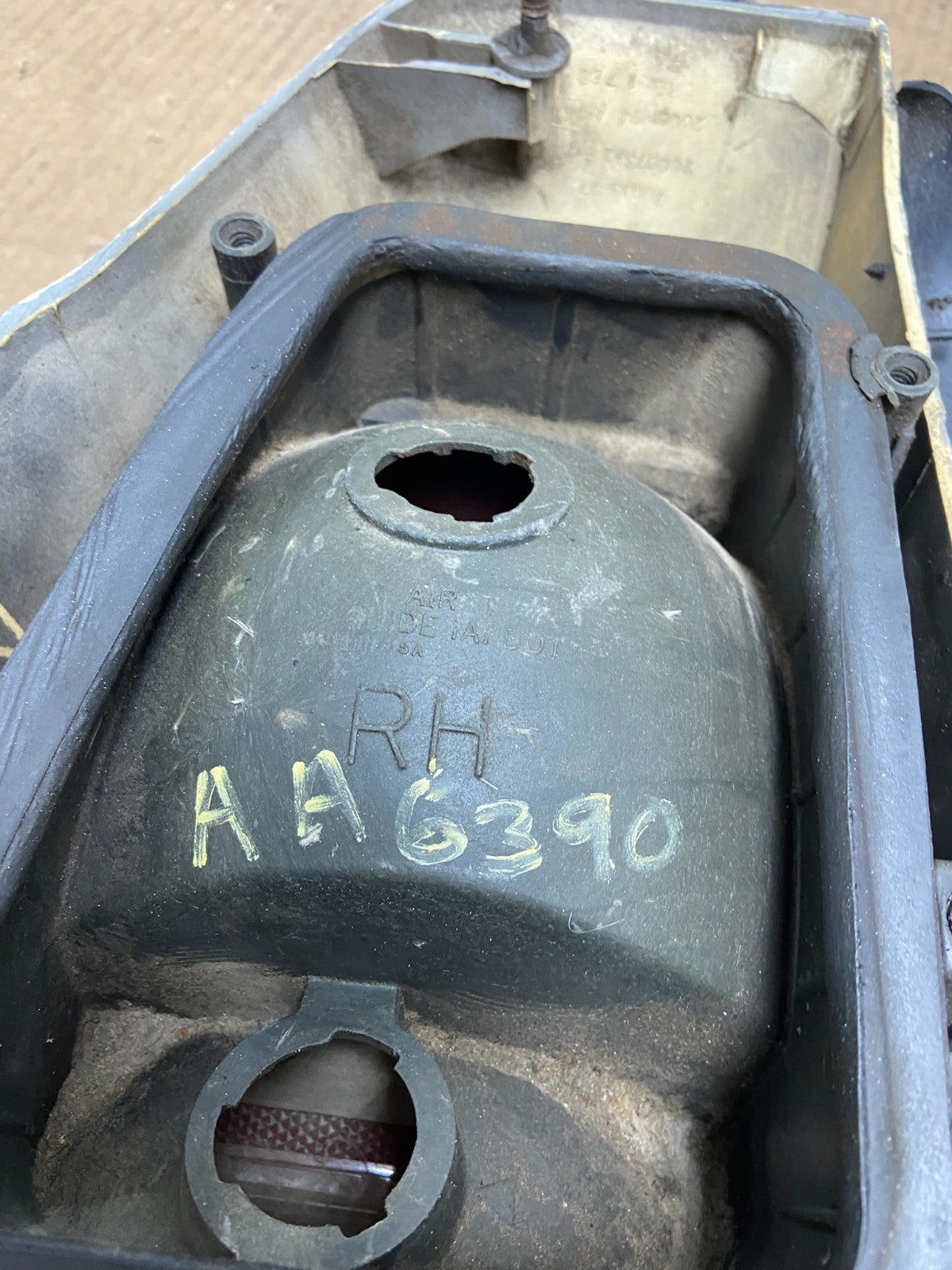 1977 Chevrolet Monte Carlo Right Passenger Side Tail Light AA63908