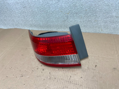 2003 to 2004 Honda Accord Sedan Left Driver Lh Side Tail light Oem X9303 PS1