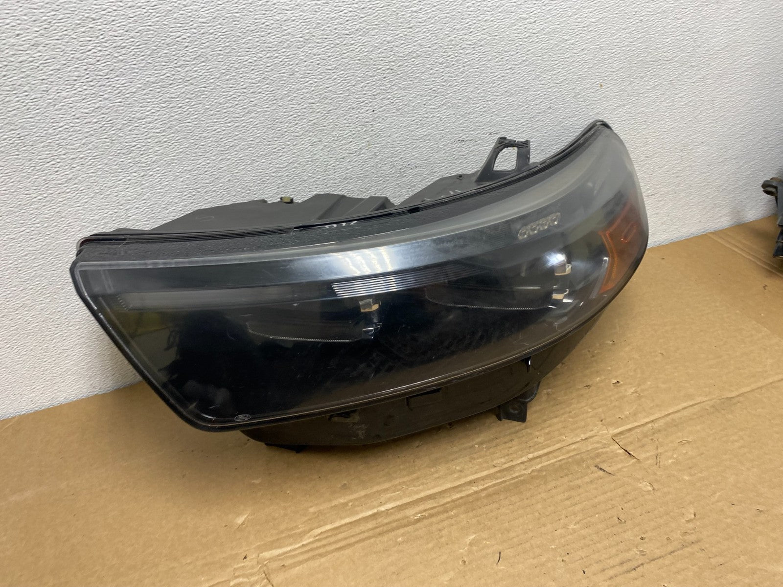 2020-2023 Ford Explorer Left Police Interceptor w/Module Headlight AD3878 DG2