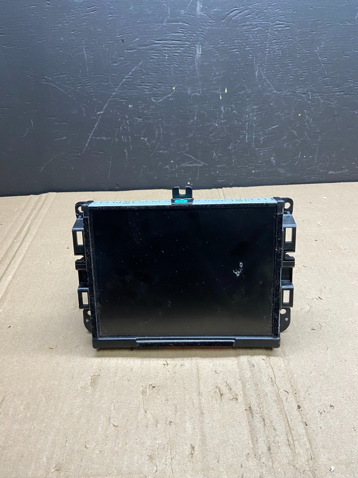 2013-2017 Dodge Ram 1500 Radio Screen Display Receiver AB8881 DG0