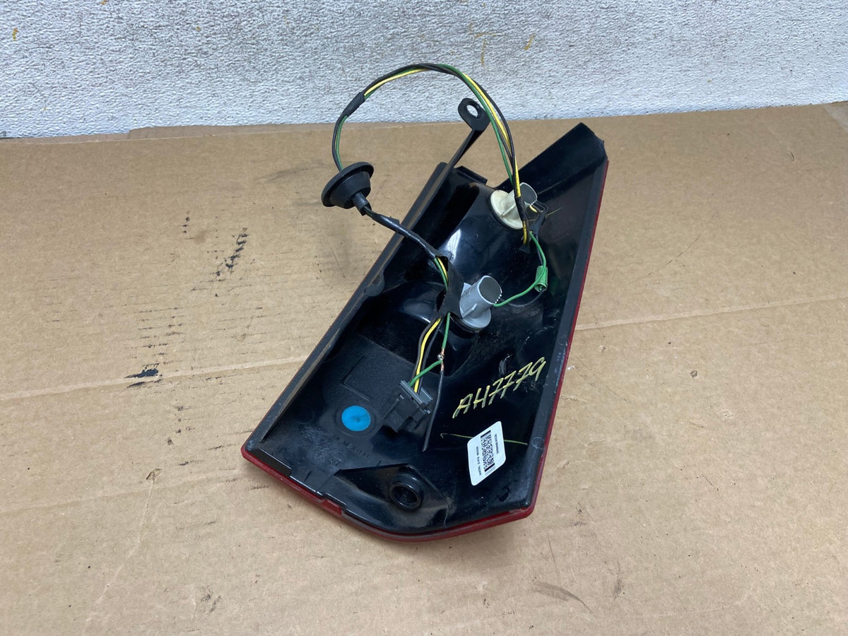 2003 to 2017 Chevrolet Express 1500 Left Driver Side Tail Light AH7779 LK7