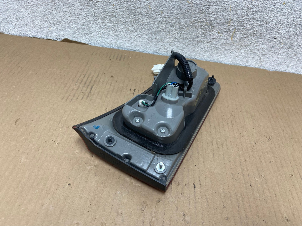 2006 - 2008 Lexus Is250 Is350 Right Passenger RH Inner Tail Light AH3027 LK5