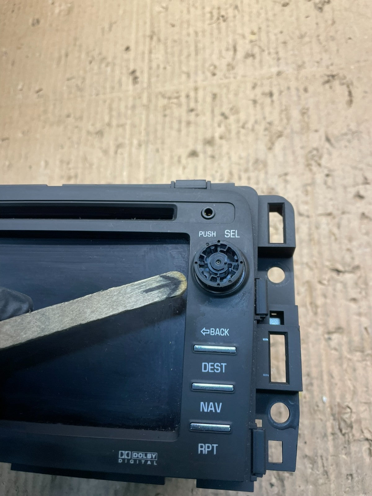 2013 2014 GMC Acadia Radio Display Screen AM/FM AUX OEM V5224 DG1