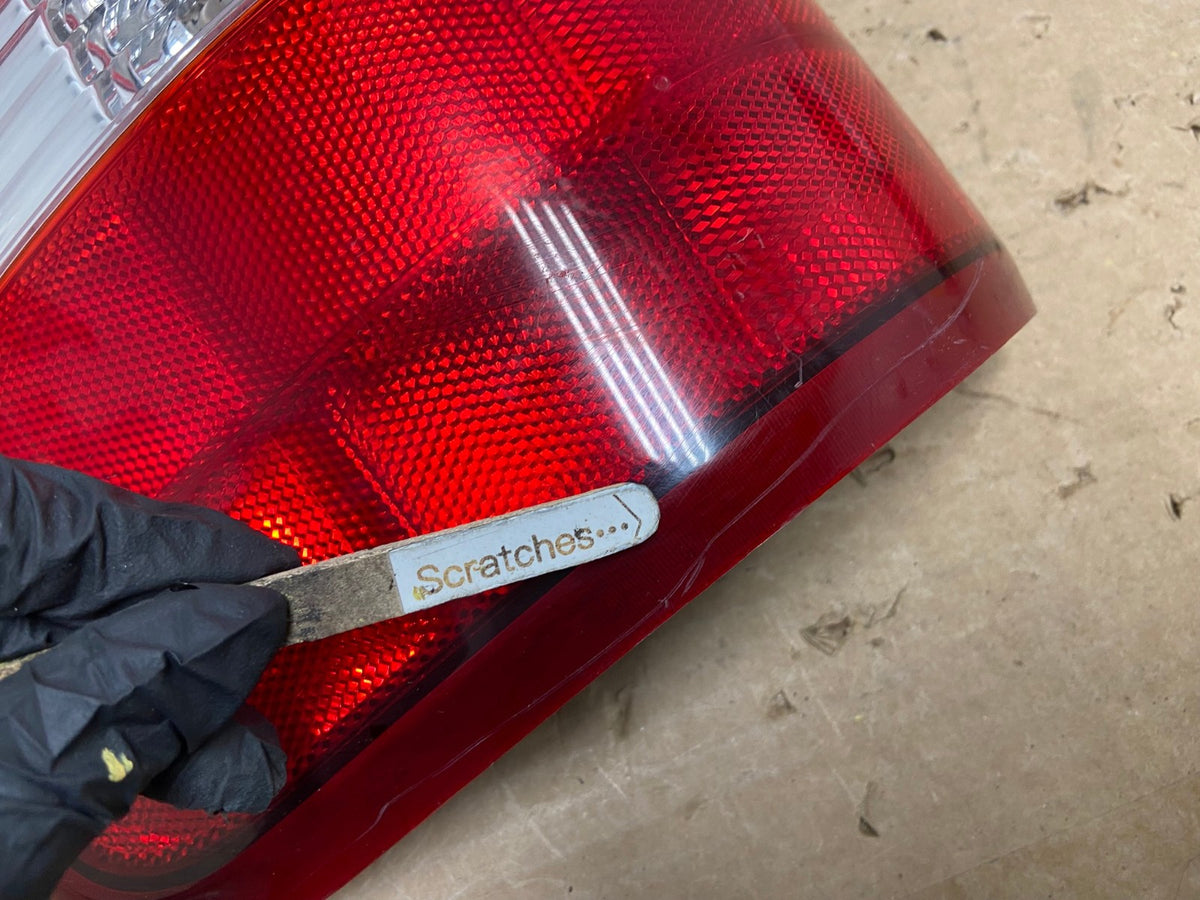 2004 to 2008 Ford F150 F-150 Left Driver LH Side Tail Light AH9027 LK3