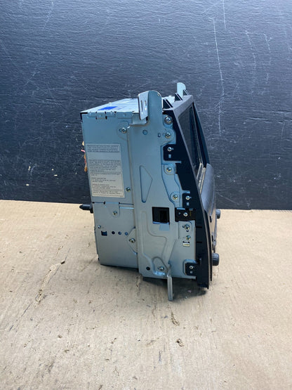 2005 to 2009 Cadillac Sts Radio 6 Disc Screen Display CD Player AE7868 DW2