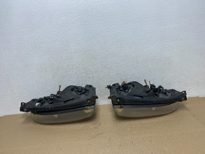 1995 - 1996 Toyota Camry Left+Right Side Set Halogen Headlights AG5870 DW4