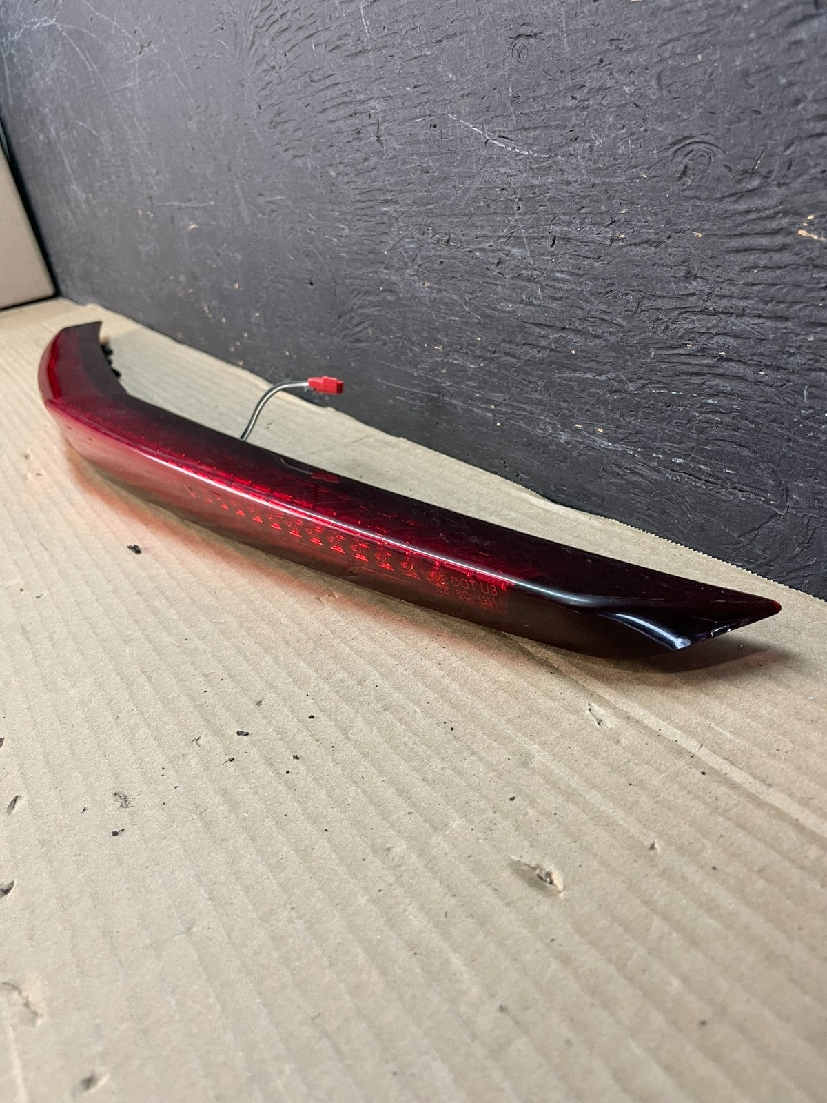 2008-2013 Cadillac Cts Sedan Trunk Lid 3rd Third Brake Tail Light af3337 DG1