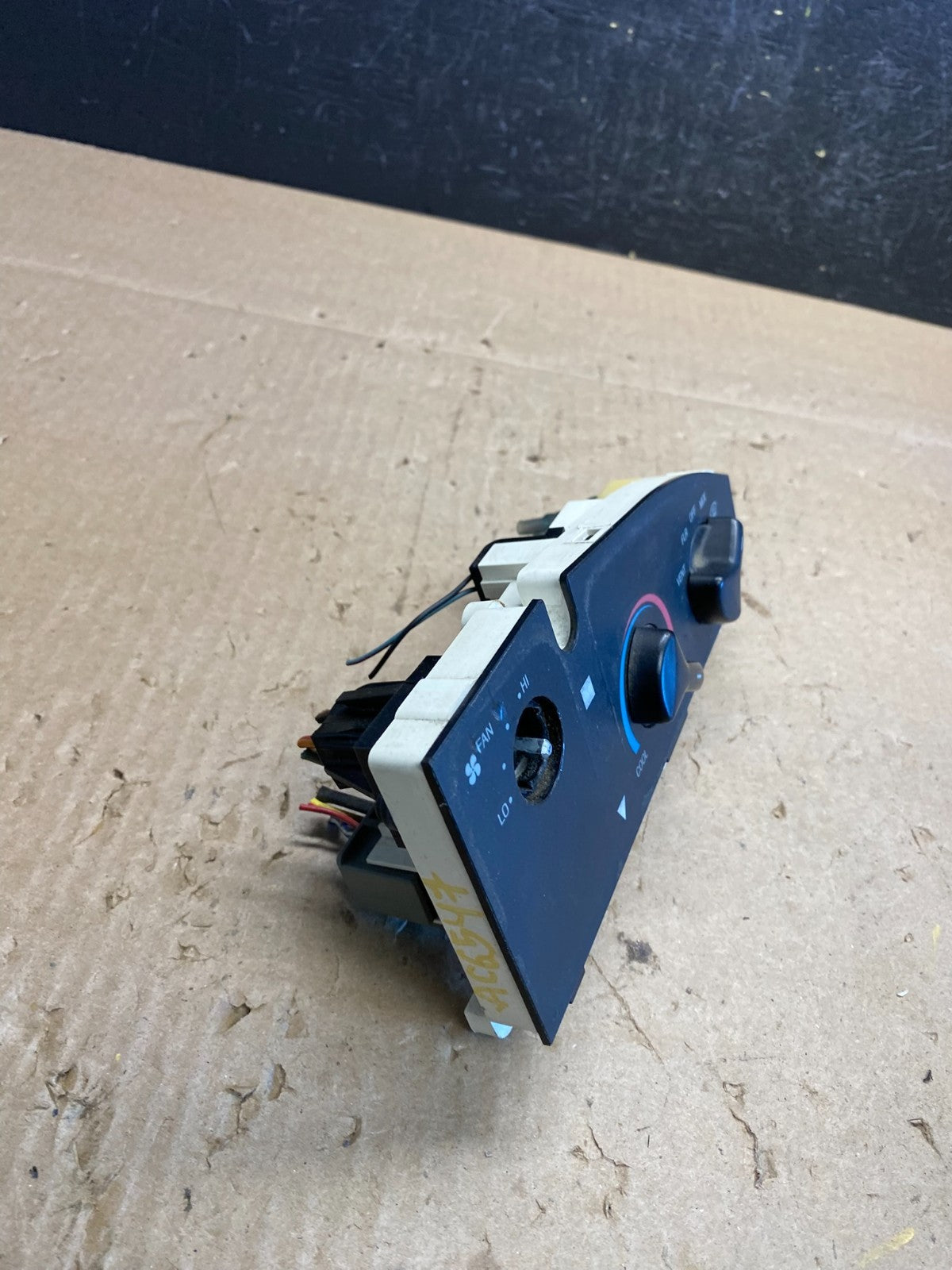 2009-2014 Ford Van Econoline E150 E250 A/C Heater Climate Control AC6547 DG2